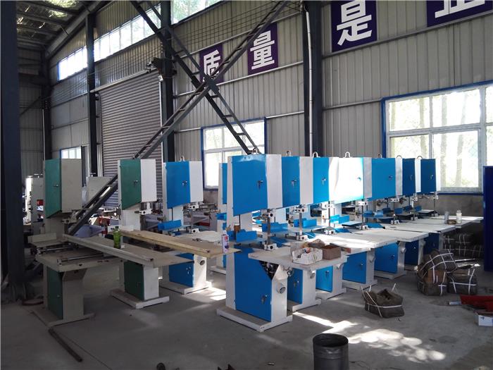 Toilet Paper Roll Cutting Machine